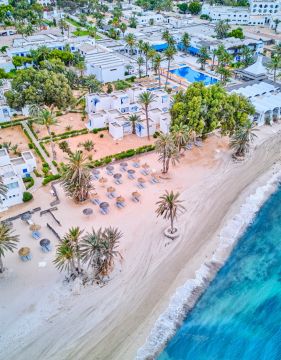HARI CLUB BEACH RESORT